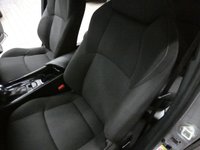 USED 2018 68 TOYOTA CHR 1.8 DESIGN 5d 122 BHP SAT NAV HEATED SEATS REAR VIEW CAMERA