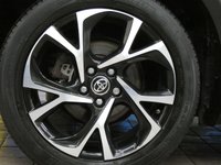 USED 2018 68 TOYOTA CHR 1.8 DESIGN 5d 122 BHP SAT NAV HEATED SEATS REAR VIEW CAMERA