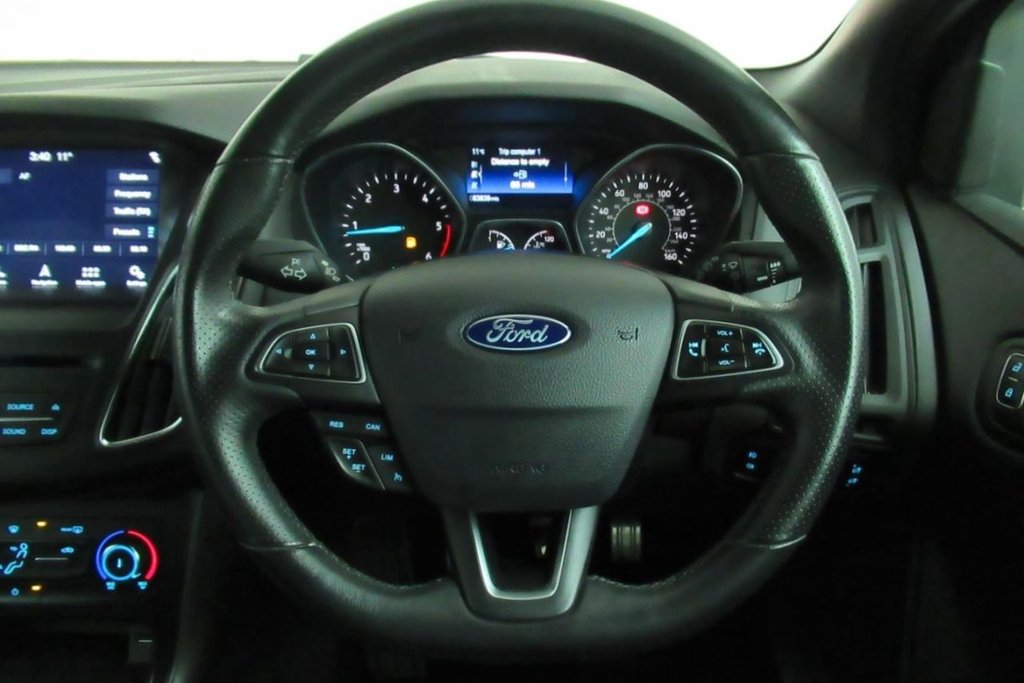USED 2017 67 FORD FOCUS 1.5 ST-LINE TDCI 5d 118 BHP ESTATE  