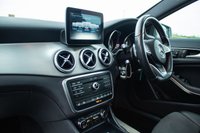USED 2016 16 MERCEDES-BENZ GLA-CLASS 2.1 GLA 220 D 4MATIC AMG LINE 5d 174 BHP ELECTRRIC MEM SEATS+FSH