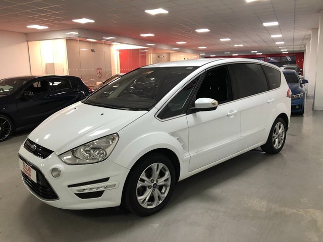 2012 62 Ford S-Max 2.0 TITANIUM TDCI 5d 138 BHP