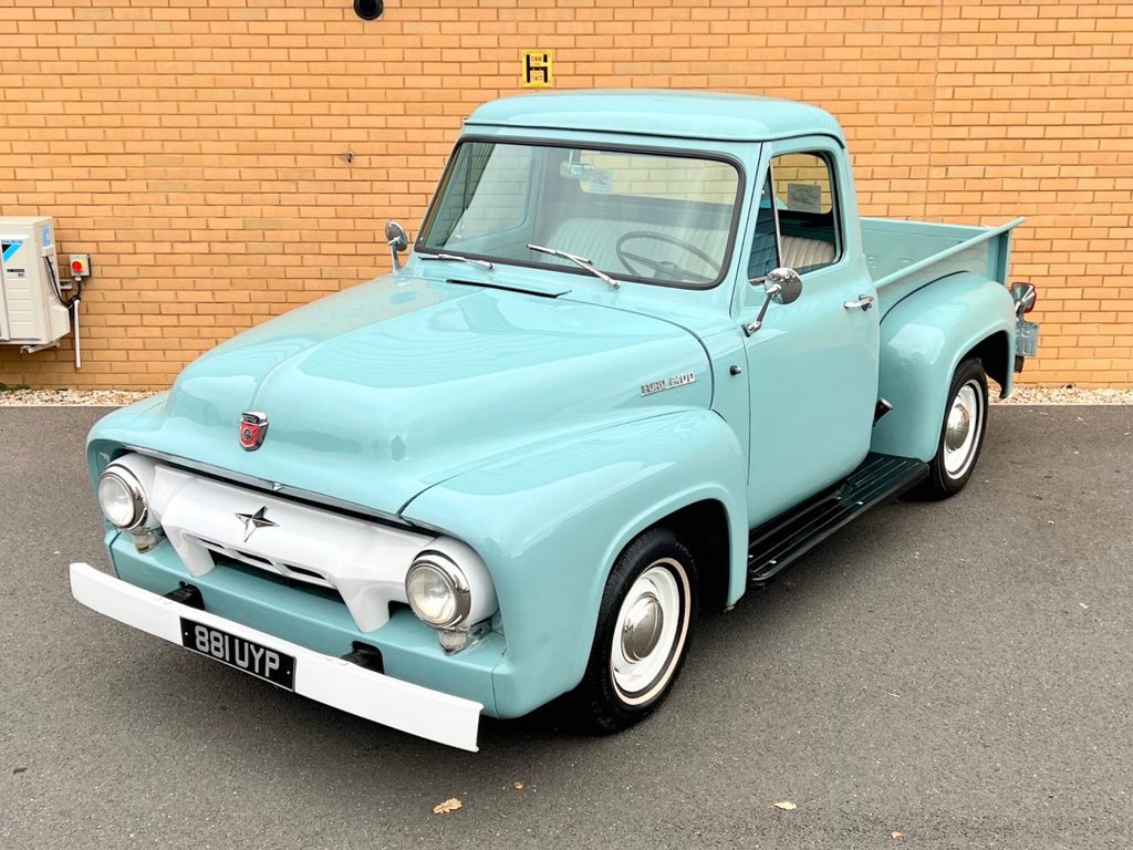 USED 1954 FORD F-100  Stepside American pick up // 3.0L // manual // px swap 