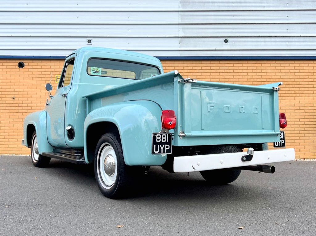 USED 1954 FORD F-100  Stepside American pick up // 3.0L // manual // px swap 