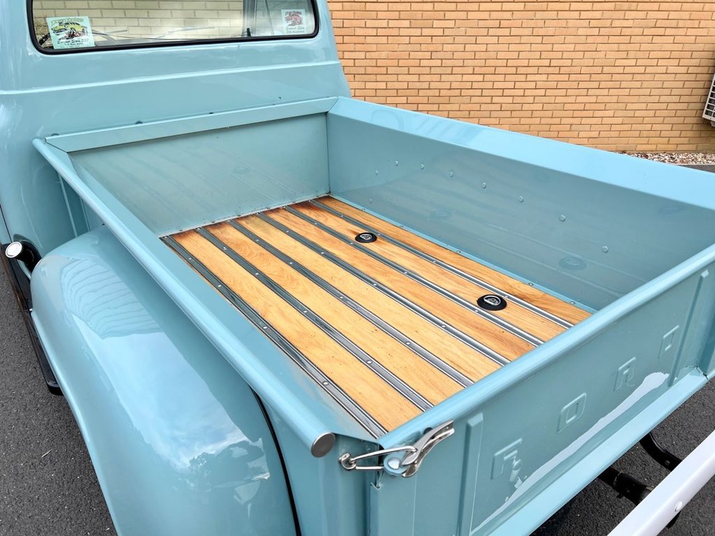 USED 1954 FORD F-100  Stepside American pick up // 3.0L // manual // px swap 
