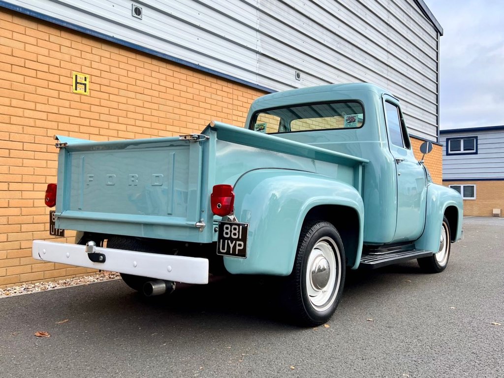USED 1954 FORD F-100  Stepside American pick up // 3.0L // manual // px swap 