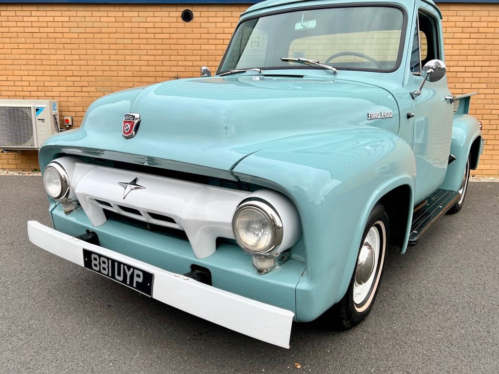 USED 1954 FORD F-100  Stepside American pick up // 3.0L // manual // px swap 