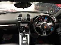USED 2014 N PORSCHE CAYMAN 2.7 24V PDK 2d 275 BHP * PORSCHE SPORTS EXHAUST * 20 INCH CARERRA WHEELS * BOSE SURROUND SYSTEM * PCM WITH SAT NAV *