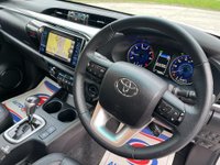 USED 2016 16 TOYOTA HI-LUX 2.4 INVINCIBLE 4WD D-4D DCB 148 BHP 