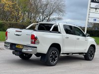 USED 2016 16 TOYOTA HI-LUX 2.4 INVINCIBLE 4WD D-4D DCB 148 BHP 
