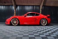 USED 2021 71 PORSCHE 718 4.0 CAYMAN GT4 PDK 2d 415 BHP RARE PORSCHE CAYMAN GT4 WITH PDK GEARBOX.  LIGHTWEIGHT MID ENGINED SPORTS CAR.  THE BEST SPORTS CAR ON THE MARKET TODAY?