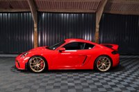 USED 2021 71 PORSCHE 718 4.0 CAYMAN GT4 PDK 2d 415 BHP RARE PORSCHE CAYMAN GT4 WITH PDK GEARBOX.  LIGHTWEIGHT MID ENGINED SPORTS CAR.  THE BEST SPORTS CAR ON THE MARKET TODAY?