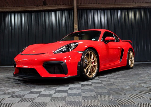 2021 71 Porsche 718 4.0 CAYMAN GT4 PDK 2d 415 BHP