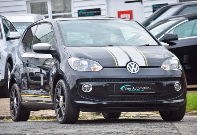 2015 15 Volkswagen Up 1.0 STREET UP 3d 74 BHP