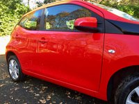 USED 2016 16 TOYOTA AYGO 1.0 VVT-I X-PRESSION 5d 69 BHP ONLY 22,500 MILES//SATNAV//REVERSE CAMERA//ALLOYS//AIRCON//BLUETOOTH ULEZ COMPLIANT // REVERSE CAMERA //AIRCON//ALLOYS//SATNAV //X2 REMOTE CENTRAL LOCKING // BLUETOOTH