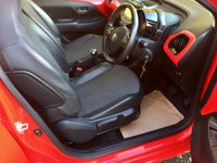 USED 2016 16 TOYOTA AYGO 1.0 VVT-I X-PRESSION 5d 69 BHP ONLY 22,500 MILES//SATNAV//REVERSE CAMERA//ALLOYS//AIRCON//BLUETOOTH ULEZ COMPLIANT // REVERSE CAMERA //AIRCON//ALLOYS//SATNAV //X2 REMOTE CENTRAL LOCKING // BLUETOOTH