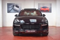 USED 2016 66 PORSCHE CAYENNE 4.8 V8 S TURBO TIPTRONIC S 5d 562 BHP SPORTS EXHAUST / PAN ROOF