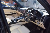 USED 2016 66 PORSCHE CAYENNE 4.8 V8 S TURBO TIPTRONIC S 5d 562 BHP SPORTS EXHAUST / PAN ROOF