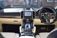 USED 2016 66 PORSCHE CAYENNE 4.8 V8 S TURBO TIPTRONIC S 5d 562 BHP SPORTS EXHAUST / PAN ROOF