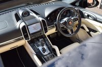 USED 2016 66 PORSCHE CAYENNE 4.8 V8 S TURBO TIPTRONIC S 5d 562 BHP SPORTS EXHAUST / PAN ROOF