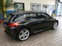 USED 2015 M VOLKSWAGEN SCIROCCO 2.0 R LINE TDI BLUEMOTION TECHNOLOGY 2d 182 BHP STUNNING EXAMPLE &pound;30 ROAD TAX SAT NAV LEATHER HEATED SEATS PARKING SENSORS