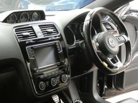 USED 2015 M VOLKSWAGEN SCIROCCO 2.0 R LINE TDI BLUEMOTION TECHNOLOGY 2d 182 BHP STUNNING EXAMPLE &pound;30 ROAD TAX SAT NAV LEATHER HEATED SEATS PARKING SENSORS