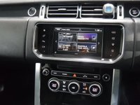 USED 2017 17 LAND ROVER RANGE ROVER 3.0 TDV6 VOGUE 5d 255 BHP 