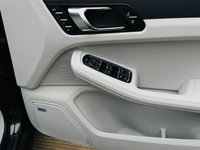 USED 2021 71 PORSCHE MACAN 2.0 PDK 5d 262 BHP New Shape, Gen 3, High Spec