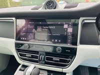 USED 2021 71 PORSCHE MACAN 2.0 PDK 5d 262 BHP New Shape, Gen 3, High Spec