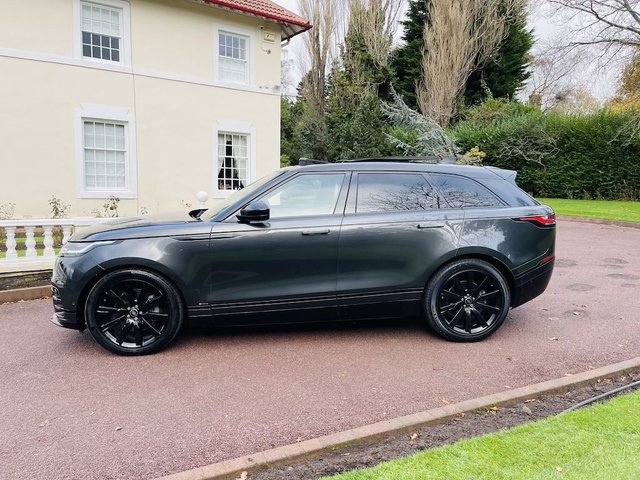 View our LAND ROVER RANGE ROVER VELAR