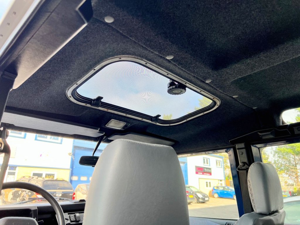 USED 1999 V LAND ROVER DEFENDER 110 TD5 2.5 // LHD // Export // Px swap 