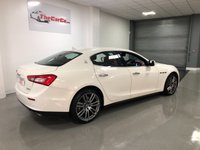 USED 2015 15 MASERATI GHIBLI 3.0 DV6 4d 275 BHP * NAV * CRUISE * CLIMATE * FRONT & REAR PARKING SENSORS * BLUETOOTH * RED LEATHER *