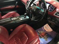 USED 2015 15 MASERATI GHIBLI 3.0 DV6 4d 275 BHP * NAV * CRUISE * CLIMATE * FRONT & REAR PARKING SENSORS * BLUETOOTH * RED LEATHER *