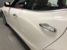 USED 2015 15 MASERATI GHIBLI 3.0 DV6 4d 275 BHP * NAV * CRUISE * CLIMATE * FRONT & REAR PARKING SENSORS * BLUETOOTH * RED LEATHER *