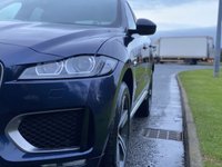 USED 2017 17 JAGUAR F-PACE 3.0 V6 S AWD 5d 296 BHP Glass Panoramic Roof Dual View