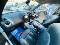 USED 2014 14 NISSAN JUKE 1.6 TEKNA 5d 117 BHP Top of the Range Low Mileage petrol Model