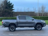 USED 2017 67 TOYOTA HI-LUX 2.4 INVINCIBLE X 4WD D-4D DCB 148 BHP CHOICES OF 2  LOW MILES IN STOCK !