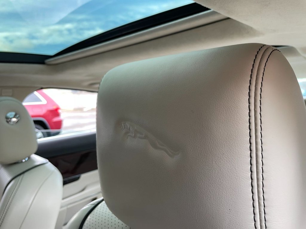 USED 2013 63 JAGUAR XJ 3.0 D V6 PORTFOLIO 4d 275 BHP 