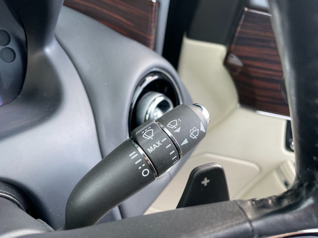 USED 2013 63 JAGUAR XJ 3.0 D V6 PORTFOLIO 4d 275 BHP 