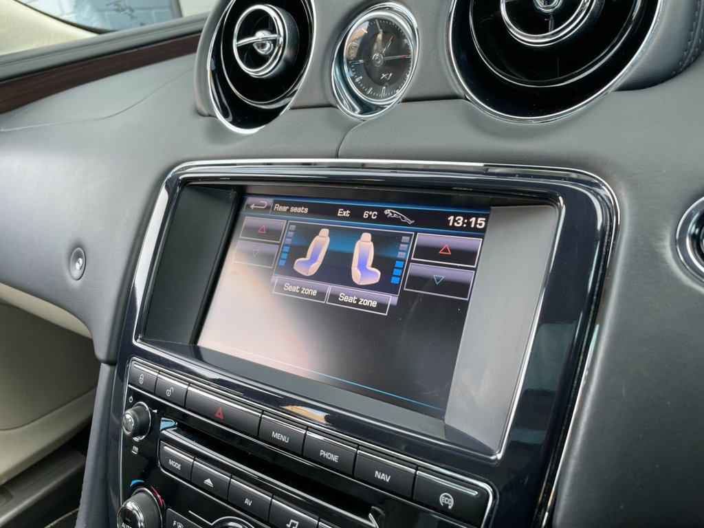 USED 2013 63 JAGUAR XJ 3.0 D V6 PORTFOLIO 4d 275 BHP 