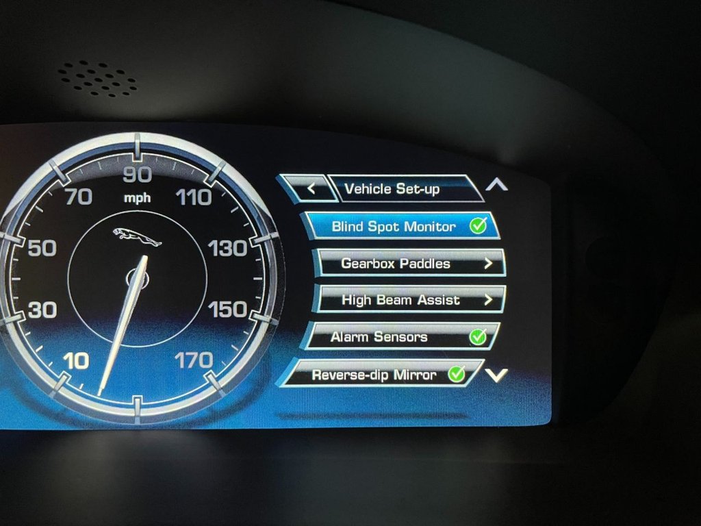 USED 2013 63 JAGUAR XJ 3.0 D V6 PORTFOLIO 4d 275 BHP 
