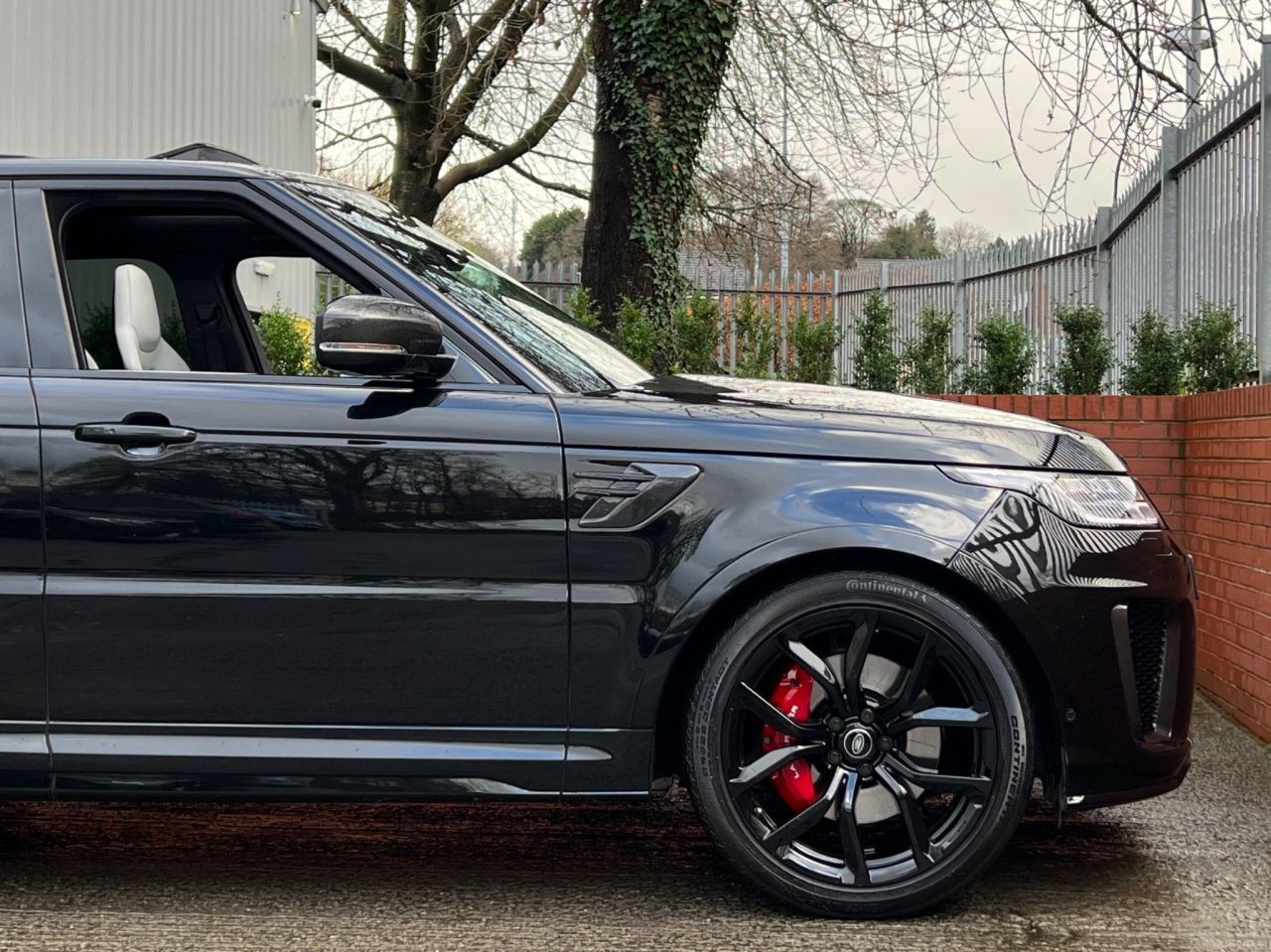2020 LAND ROVER RANGE ROVER SPORT 5.0 P575 V8 SVR Carbon Edition Auto 4WD (s/s) 5dr