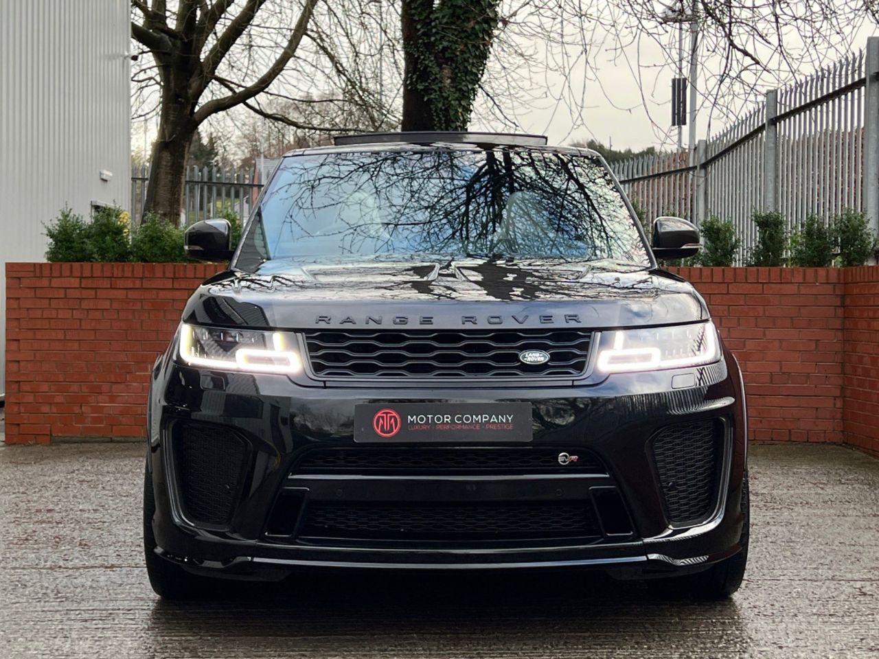 2020 LAND ROVER RANGE ROVER SPORT 5.0 P575 V8 SVR Carbon Edition Auto 4WD (s/s) 5dr