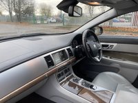 USED 2013 13 JAGUAR XF 2.2 D PREMIUM LUXURY 4d 200 BHP 