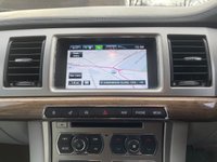 USED 2013 13 JAGUAR XF 2.2 D PREMIUM LUXURY 4d 200 BHP 