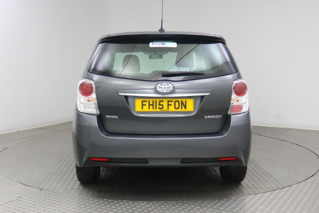 USED 2015 15 TOYOTA VERSO 1.8 VALVEMATIC ICON 5d 7 SEATER 