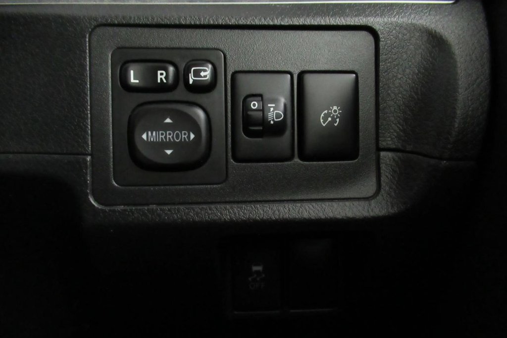 USED 2015 15 TOYOTA VERSO 1.8 VALVEMATIC ICON 5d 7 SEATER 