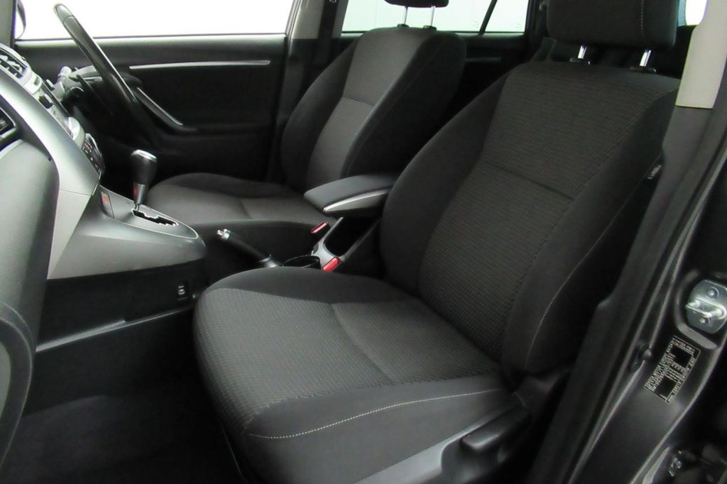 USED 2015 15 TOYOTA VERSO 1.8 VALVEMATIC ICON 5d 7 SEATER 