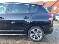 USED 2016 16 PEUGEOT 3008 1.6 BLUE HDI S/S ALLURE 5d 120 BHP PEUGEOT 3008 1.6 BLUE HDI S/S ALLURE 5d 120 BHP