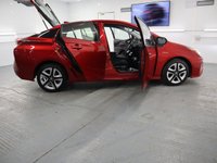 USED 2018 68 TOYOTA PRIUS 1.8 VVT-I BUSINESS EDITION PLUS 5d 97 BHP ONE OWNER FROM NEW ONLY 2,800 MILES STUNNING COLOUR COMBINATION