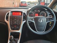USED 2015 15 VAUXHALL ASTRA 1.4 SRI 5d 98 BHP 